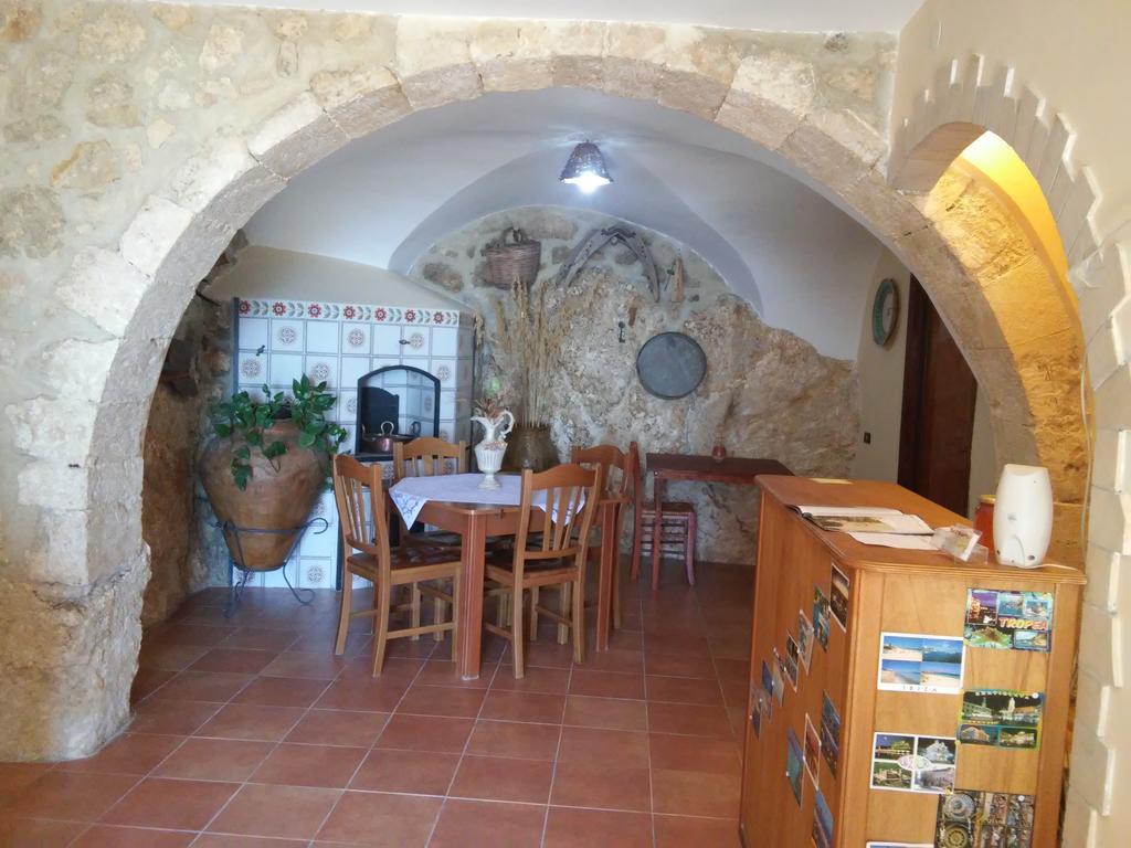 Casa Mule Hotel Caltabellotta Exterior photo